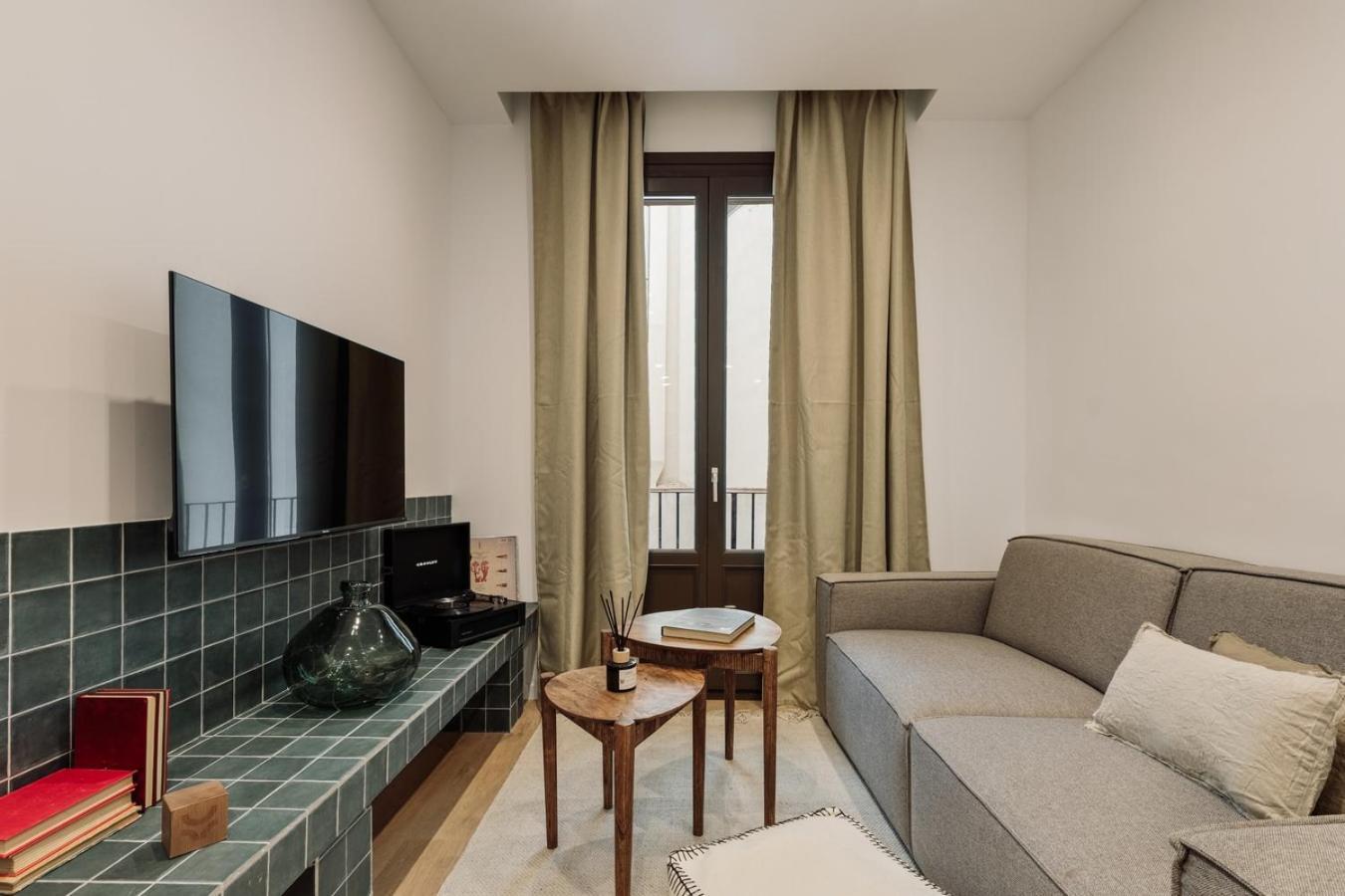 Appartement Cetara - 2 Bedrooms, Balcony And Terrace In Ciutat Vella *