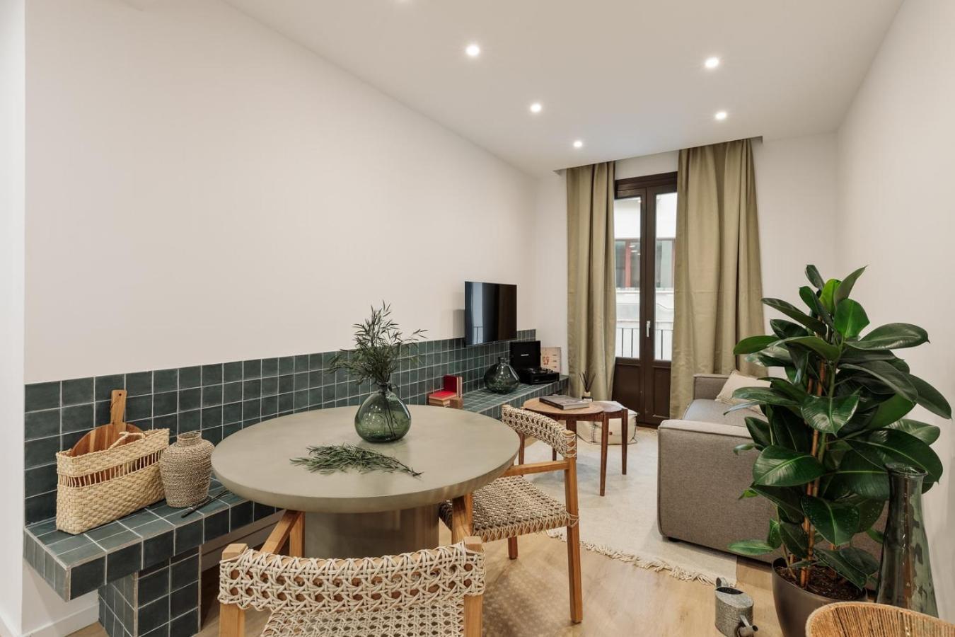 Appartement Cetara - 2 Bedrooms, Balcony And Terrace In Ciutat Vella Barcelona